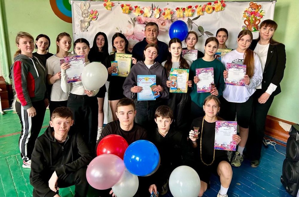 Вместе с весной к нам приходит замечательный праздник - Международный Женский день 8 Марта В преддверии праздничной даты в ГБОУ "СШ № 102 Г.О