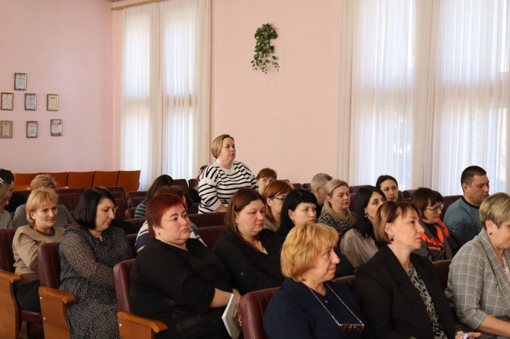 Валентина Харлашка: Сегодня, 20 марта, провела встречу с трудовым коллективом филиала «Макеевкатеплосеть» ГУП ДНР «Донбасстеплоэнерго» Валентина Харлашка: Сегодня, 20 марта, провела встречу с трудовым коллективом филиала «Макеевкатеплосеть» ГУП ДНР «Донбасстеплоэнерго»