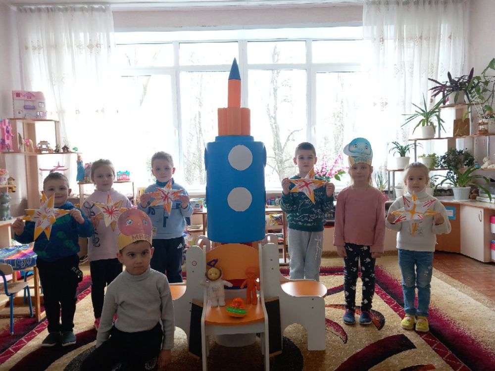 12 ,  ,           ,     