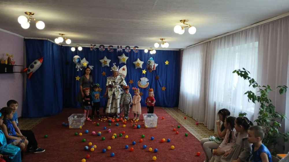 12 ,  ,           ,     