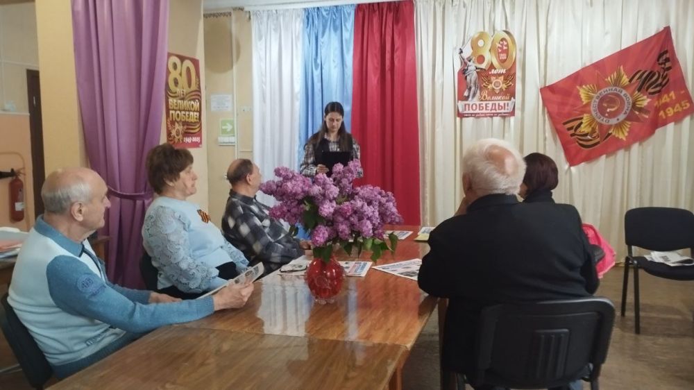 В Кировском внутригородском районе прошел тематический час ко Дню Республики «Республика в сердце»