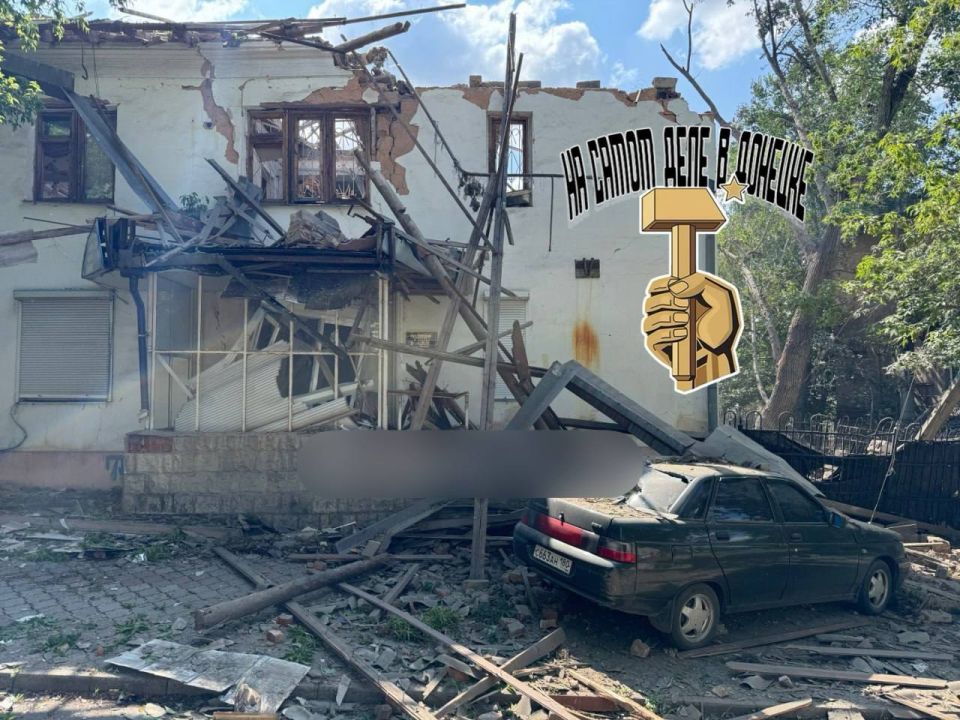 Преступный киевский режим ударил по Ленинскому району Донецка из РСЗО «HIMARS» — работа ПВО была слышна в Макеевке и Харцызске Преступный киевский режим ударил по Ленинскому району Донецка из РСЗО «HIMARS» — работа ПВО была слышна в Макеевке и Харцызске