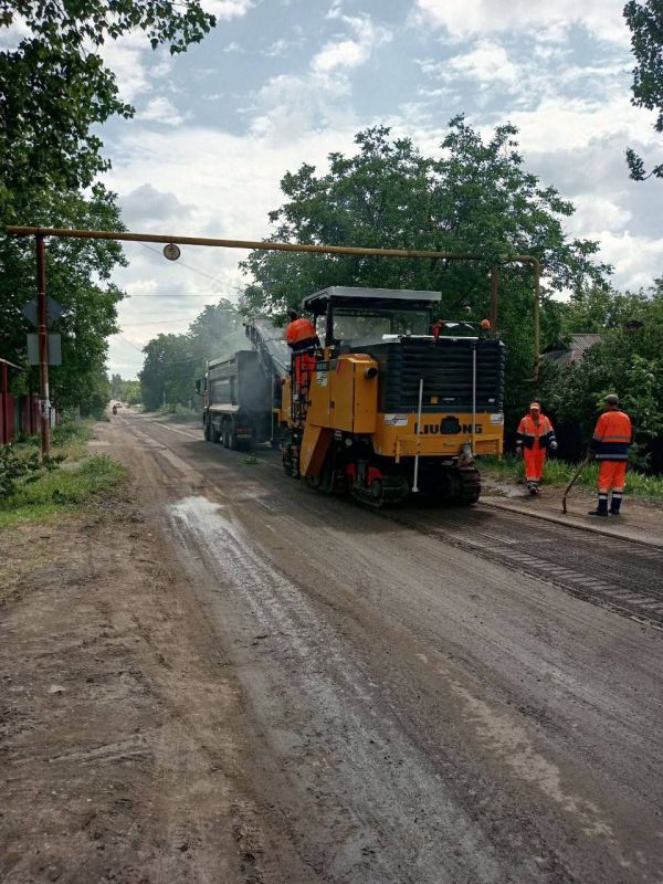 В ДНР началась масштабная кампания по восстановлению улично-дорожной сети Донецко-Макеевской агломерации В ДНР началась масштабная кампания по восстановлению улично-дорожной сети Донецко-Макеевской агломерации