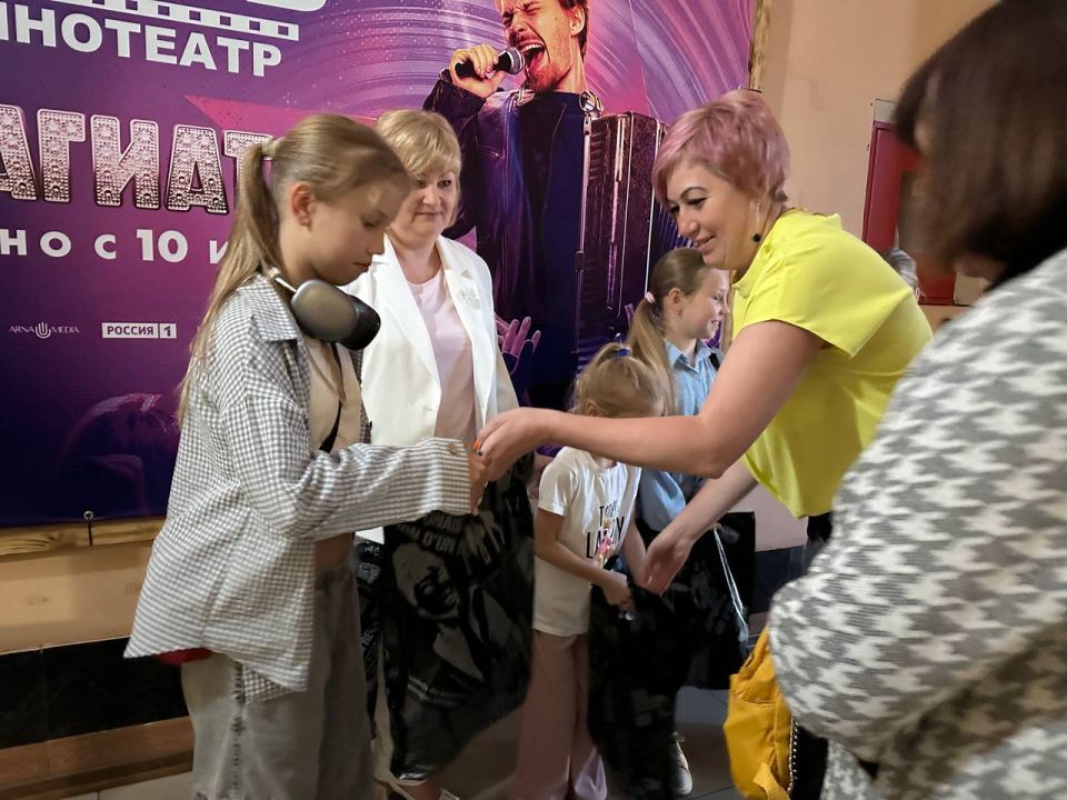 3     ,   ,      ,     ,         ...