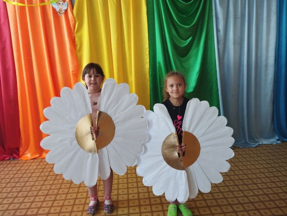 День семьи, любви и верности — молодой праздник, но такой нужный! СЧАСТЬЕ, если у нас есть СЕМЬЯ День семьи, любви и верности — молодой праздник, но такой нужный! СЧАСТЬЕ, если у нас есть СЕМЬЯ