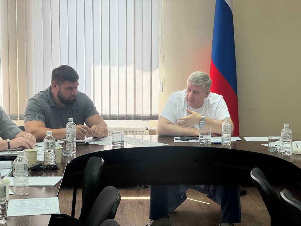 В Минстрое ДНР прошло совещание по подготовке к осенне-зимнему периоду 2025-2026 В Минстрое ДНР прошло совещание по подготовке к осенне-зимнему периоду 2025-2026