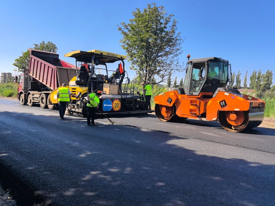 Александр Бондаренко: В Донецко-Макеевкой агломерации завершили восстановление дорог по 14 улицам Александр Бондаренко: В Донецко-Макеевкой агломерации завершили восстановление дорог по 14 улицам