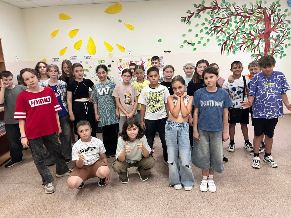 В Детском лагере «Кар-Тохи. Навыки будущего» - Парад Отрядных Уголков! В Детском лагере «Кар-Тохи. Навыки будущего» - Парад Отрядных Уголков!