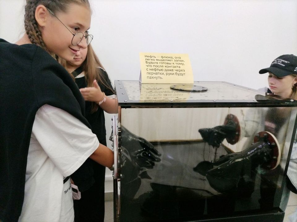 50 макеевских школьников приехали в Муниципальное бюджетное учреждение дополнительного образования оздоровительно-образовательный (профильный) центр «Юбилейный» 50 макеевских школьников приехали в Муниципальное бюджетное учреждение дополнительного образования оздоровительно-образовательный (профильный) центр «Юбилейный»