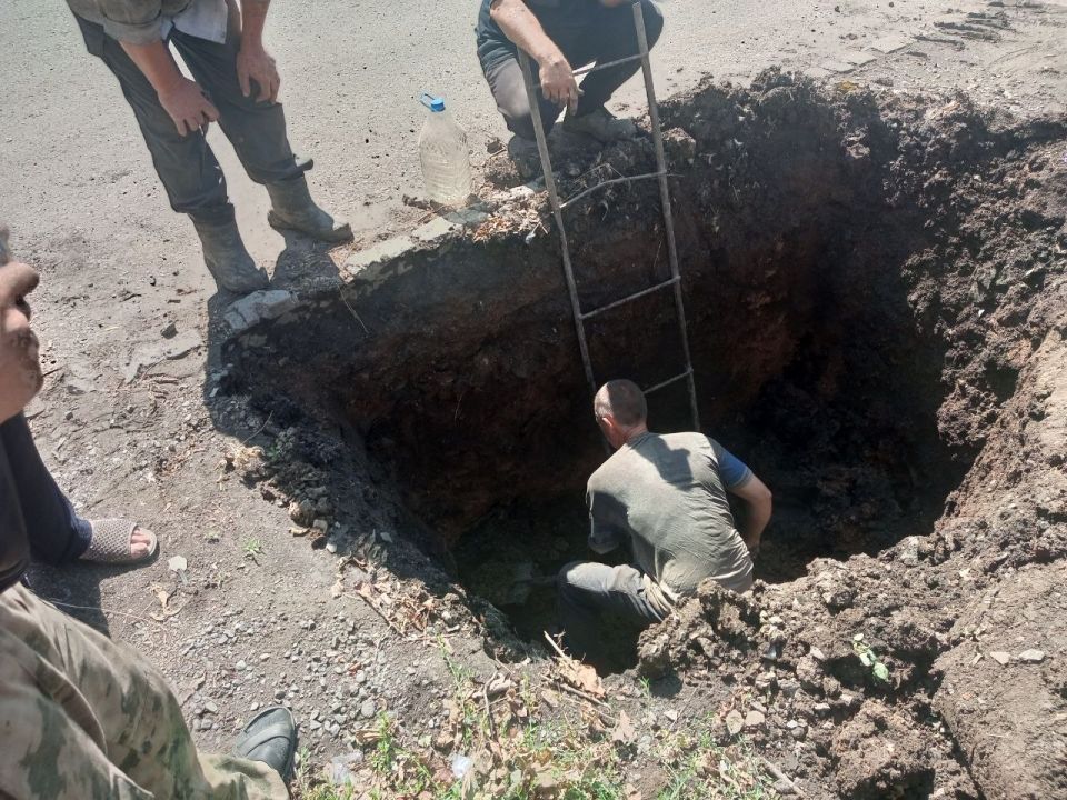 Сохраняя воду: парламентарии продолжают контроль за устранением порывов Сохраняя воду: парламентарии продолжают контроль за устранением порывов