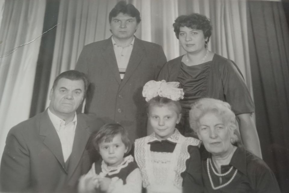 Александр Подгорный: 439 лет на Макеевском металлургическом заводе: династия металлургов Захарченко-Колосовых отмечает профессиональный праздник Александр Подгорный: 439 лет на Макеевском металлургическом заводе: династия металлургов Захарченко-Колосовых отмечает профессиональный праздник