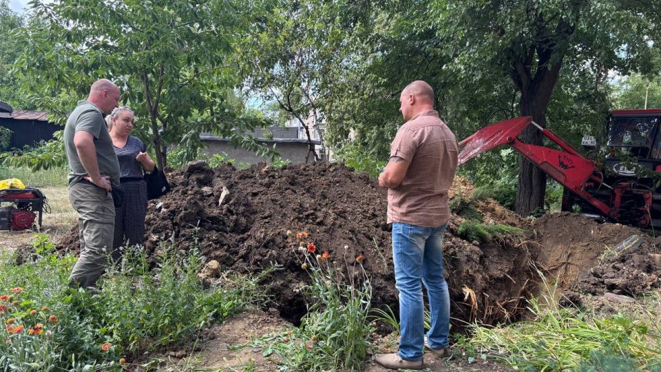 Сохраняя воду: парламентарии продолжают контроль за устранением порывов Сохраняя воду: парламентарии продолжают контроль за устранением порывов