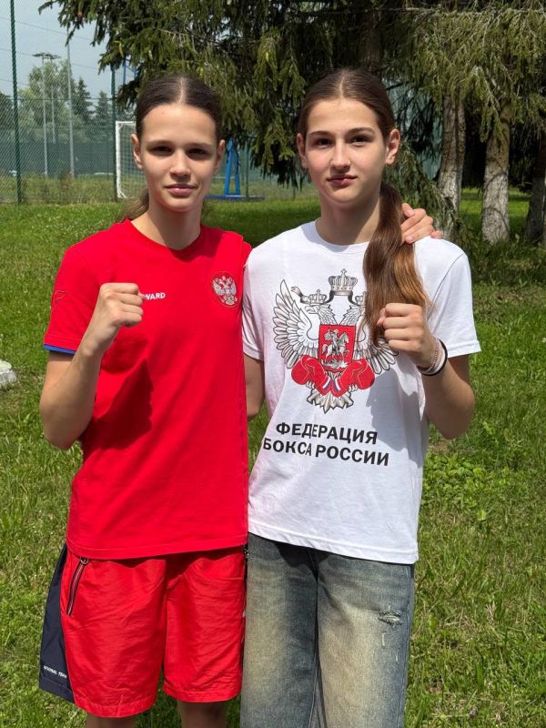 Полина Грищук, воспитанница макеевской спортивной школы № 2, в составе сборной команды России принимает участие в учебно-тренировочных сборах по подготовке к Первенству Европы по боксу!