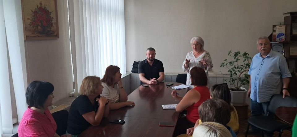 23 ,     ,     -               ...