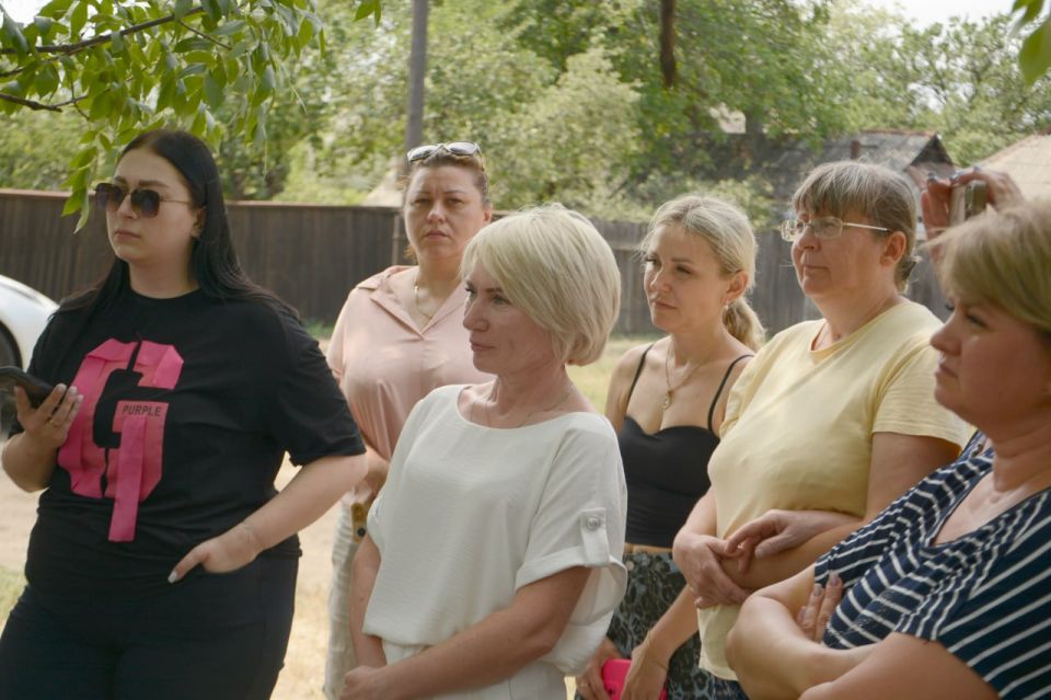 Алексей Дорофеев: Сегодняшний день провёл в Червоногвардейском районе Макеевки, в живом и, что самое главное, откровенном диалоге с жителями Алексей Дорофеев: Сегодняшний день провёл в Червоногвардейском районе Макеевки, в живом и, что самое главное, откровенном диалоге с жителями