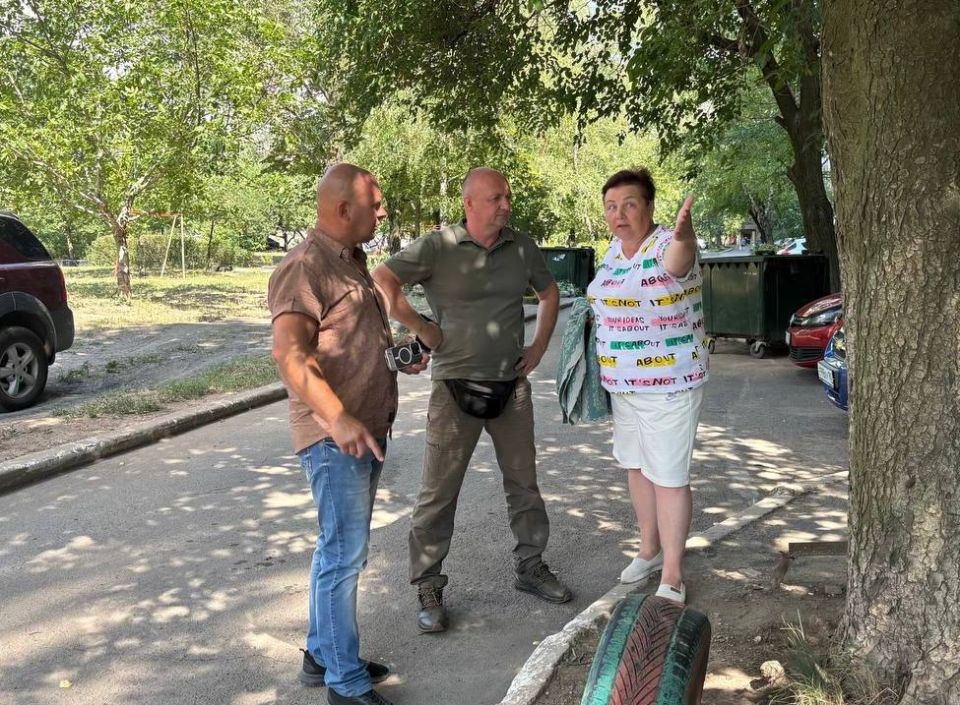 Вода — основа жизни!. Более 50 депутатов каждый день лично контролируют устранение аварий на сетях водоснабжения - вместе с коммунальными службами и представителями муниципалитетов уже удалось устранить более 200 порывов Вода — основа жизни!. Более 50 депутатов каждый день лично контролируют устранение аварий на сетях водоснабжения - вместе с коммунальными службами и представителями муниципалитетов уже удалось устранить более 200 порывов