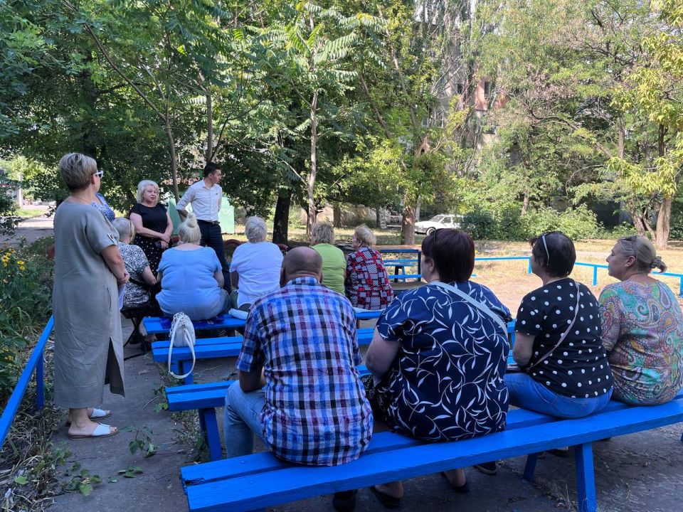 24      -                    :...