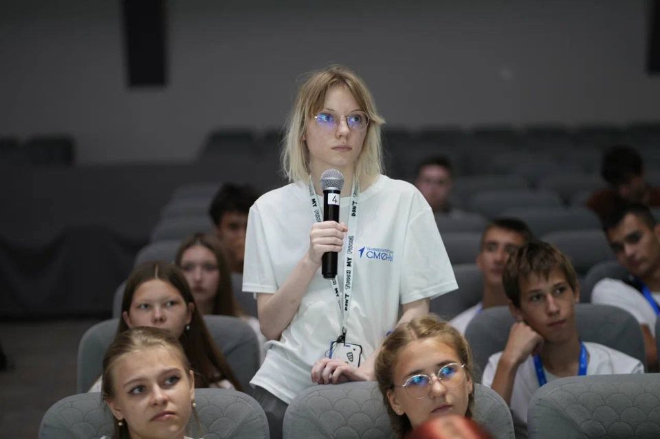 Слово Героя. В Грозненском нефтяном прошла встреча со студентами и участниками «Университетской смены», организованная центром «Воин –Ахмат» Слово Героя. В Грозненском нефтяном прошла встреча со студентами и участниками «Университетской смены», организованная центром «Воин –Ахмат»