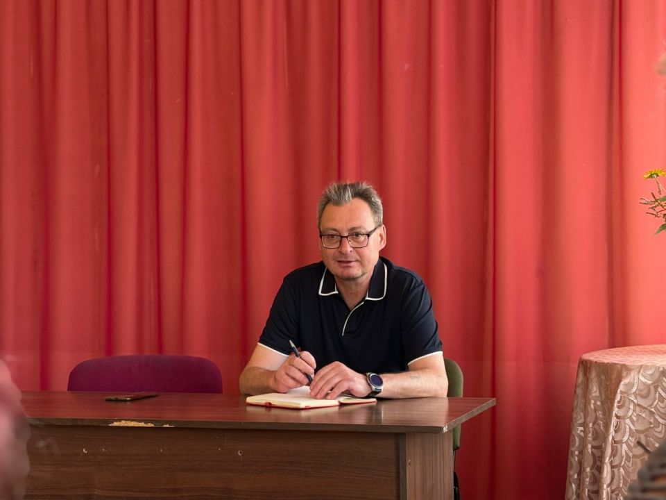 Владислав Морозов провел встречу с трудовым коллективом Центра социального обслуживания