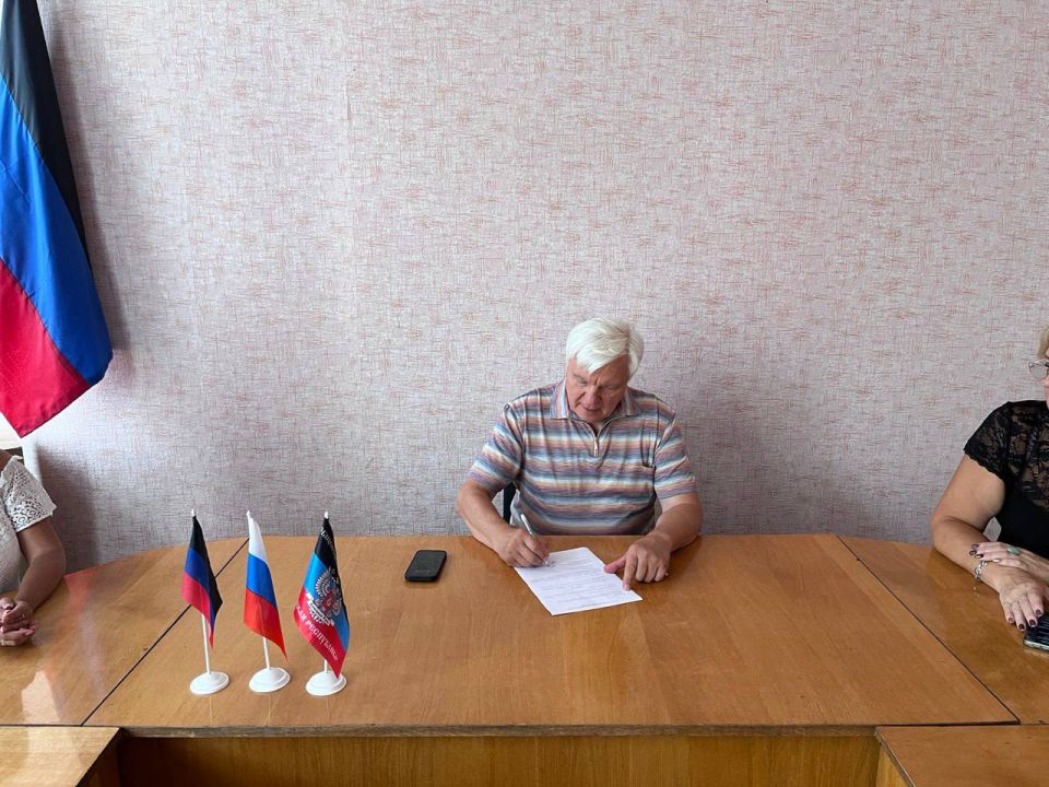 . Сегодня, 25 июля, в Центрально-Городском внутригородском районе городского округа Макеевка состоялось плановое собрание секретарей первичных отделений Всероссийской политической партии «Единая Россия»