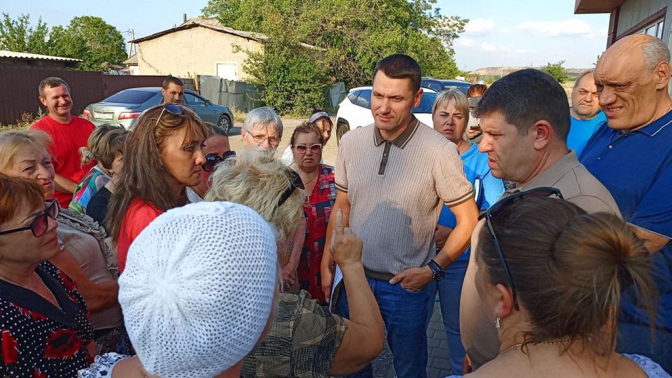 Владислав Ключаров: Встретился с жителями посёлка Осипенко Владислав Ключаров: Встретился с жителями посёлка Осипенко