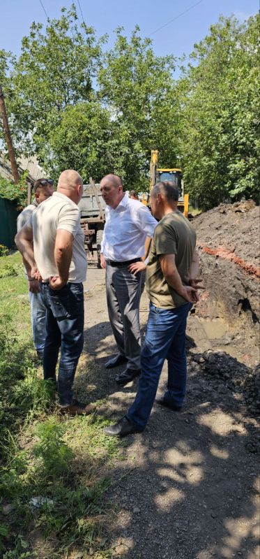 Продолжаем устранять водные порывы в регионе Продолжаем устранять водные порывы в регионе