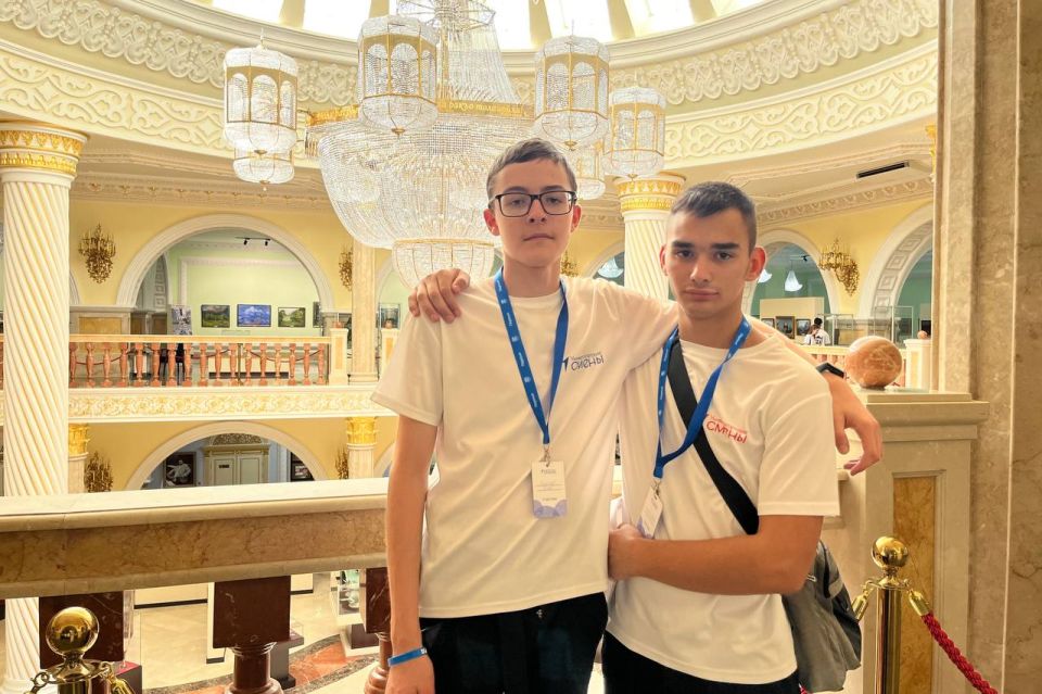 Визит в Мемориальный комплекс Славы имени А.А. Кадырова Визит в Мемориальный комплекс Славы имени А.А. Кадырова