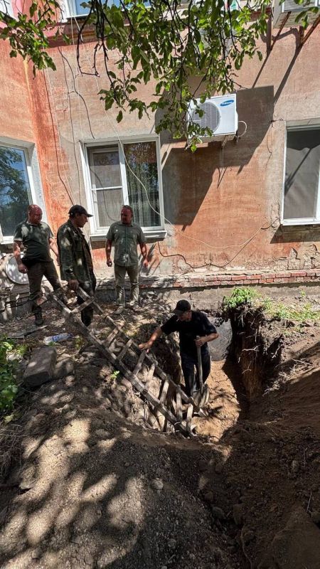 Сохраняя воду: парламентарии продолжают контроль за устранением порывов Сохраняя воду: парламентарии продолжают контроль за устранением порывов