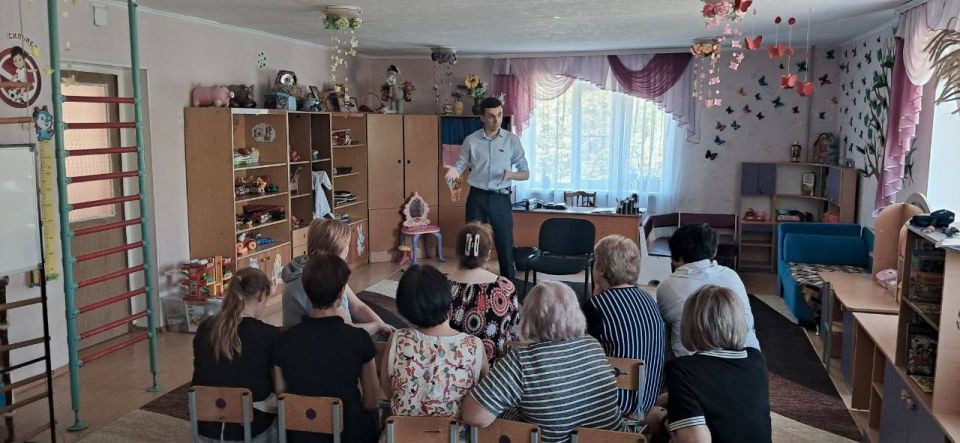 28              -  33     ,    : . , . , .3, ...