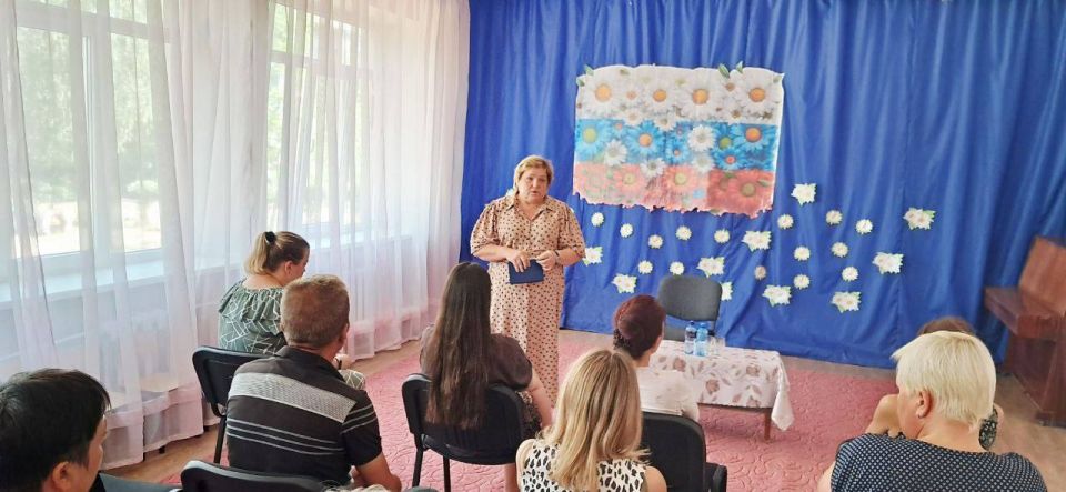 Сегодня, 29 июля 2025г., депутат Народного Совета Наталья Бурцева провела встречу с жителями в ГКДОУ «Детский сад № 8 общеразвивающего вида городского округа Макеевка» Донецкой Народной Республики, а также по адресу: г.о.... Сегодня, 29 июля 2025г., депутат Народного Совета Наталья Бурцева провела встречу с жителями в ГКДОУ «Детский сад № 8 общеразвивающего вида городского округа Макеевка» Донецкой Народной Республики, а также по адресу: г.о....