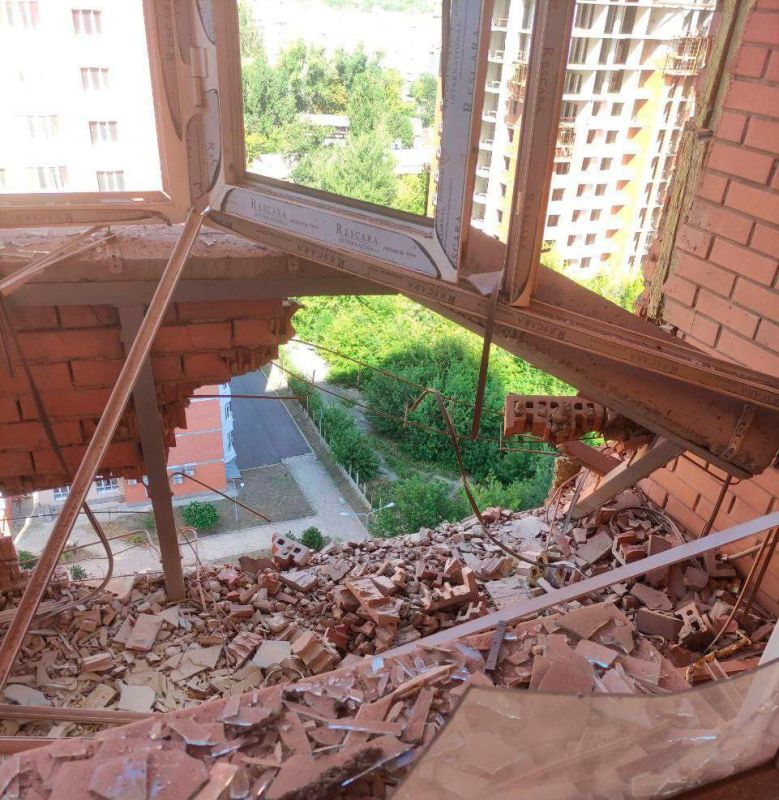 WarGonzo: Массированная атака ВСУ: более 150 тысяч жителей ДНР остались без света WarGonzo: Массированная атака ВСУ: более 150 тысяч жителей ДНР остались без света