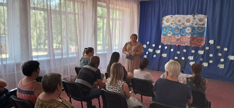 Депутат Наталья Бурцева провела прием граждан Депутат Наталья Бурцева провела прием граждан