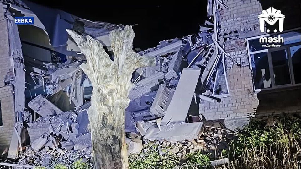 В Горняцком районе Макеевки обрушилась школа №86