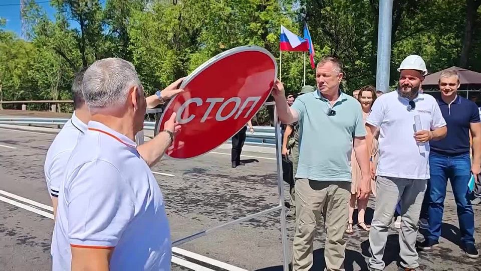 Алексей Гавриш: На три месяца раньше срока завершили капремонт четырехполосного моста через реку Грузскую на проспекте 250-летия Донбасса в Макеевке