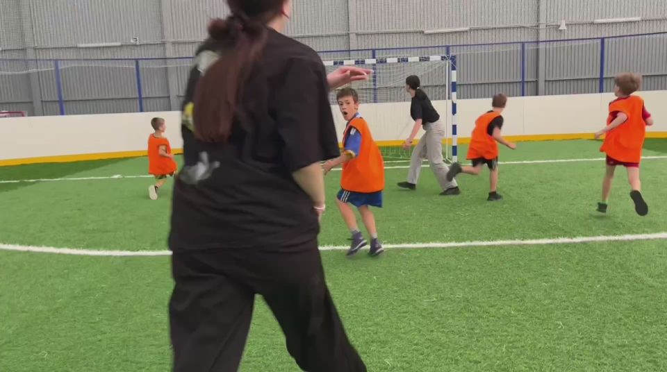 Громкие возгласы, захватывающие пасы и море эмоций!