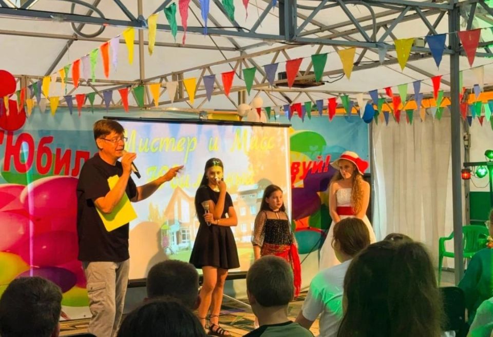 , 01  2025 ,       - ()           ...