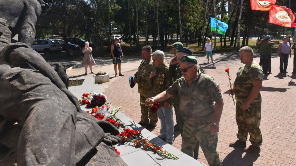 Никто кроме нас: Республика празднует День Воздушно-десантных войск Никто кроме нас: Республика празднует День Воздушно-десантных войск