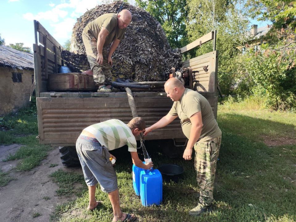 Депутаты продолжают борьбу за воду Депутаты продолжают борьбу за воду