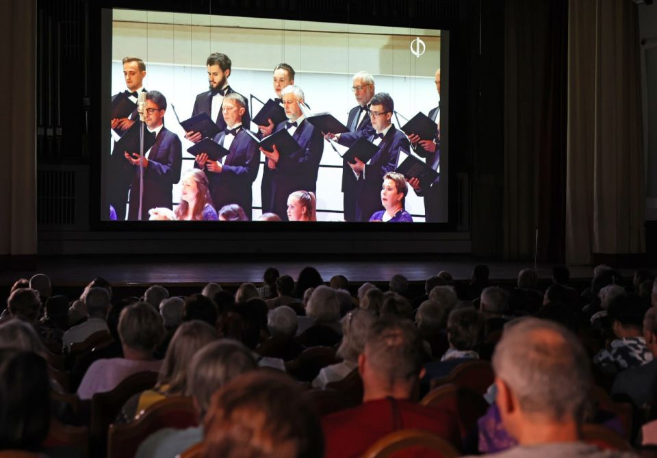 Лариса Толстыкина: Передовая аудио- и видеотехника позволяет создать эффект полного присутствия на живом концерте Лариса Толстыкина: Передовая аудио- и видеотехника позволяет создать эффект полного присутствия на живом концерте