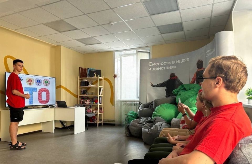 День физкультурника в Макеевке: юнармейцы осваивают ГТО! День физкультурника в Макеевке: юнармейцы осваивают ГТО!