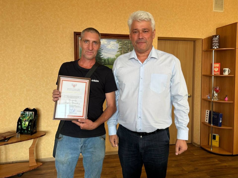 В Макеевке состоялось торжественное чествование строителей, в честь профессионального праздника В Макеевке состоялось торжественное чествование строителей, в честь профессионального праздника