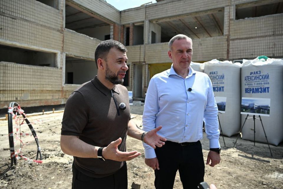 Денис Пушилин: С опережением идут восстановительные работы в лицее №2 «Престиж» и детском саду №19 города Макеевки Денис Пушилин: С опережением идут восстановительные работы в лицее №2 «Престиж» и детском саду №19 города Макеевки