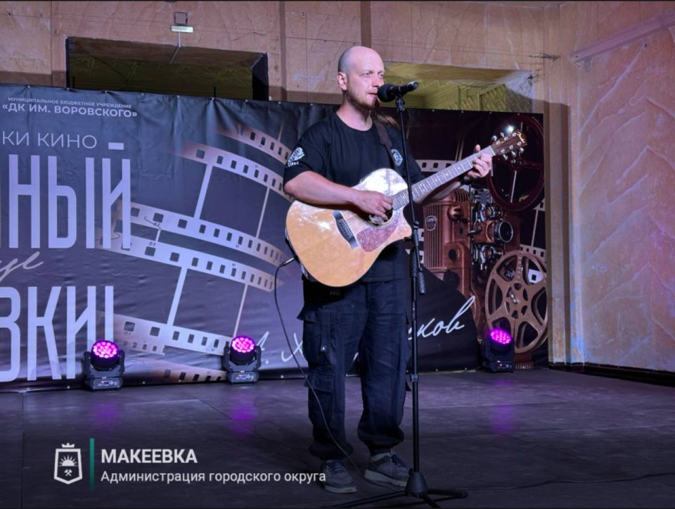 В день рождения Александра Ханжонкова на его родине встретились дворцы-побратимы! В день рождения Александра Ханжонкова на его родине встретились дворцы-побратимы!