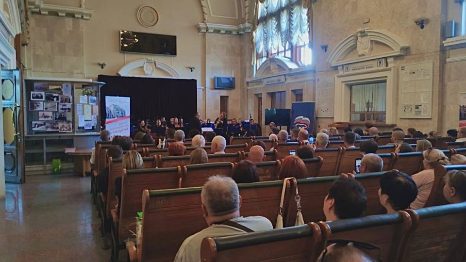 Более 40 тысяч жителей ДНР приняли участие в акции «Культурный Донбасс» Более 40 тысяч жителей ДНР приняли участие в акции «Культурный Донбасс»