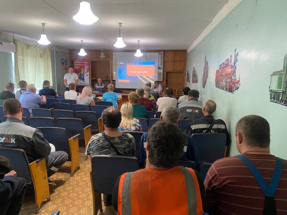 В Кировском внутригородском районе прошла встреча с населением