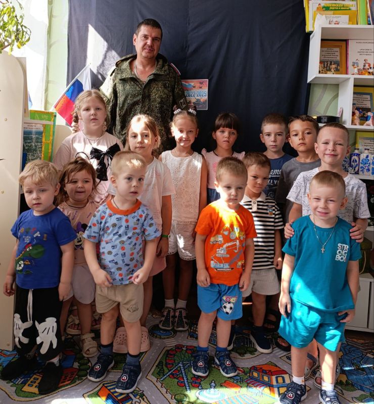 В рамках Года защитника Отечества и реализации Федеральной образовательной программы дошкольного образования, которая ориентирует дошкольное образование на патриотическое воспитание, формирование основ гражданской и... В рамках Года защитника Отечества и реализации Федеральной образовательной программы дошкольного образования, которая ориентирует дошкольное образование на патриотическое воспитание, формирование основ гражданской и...