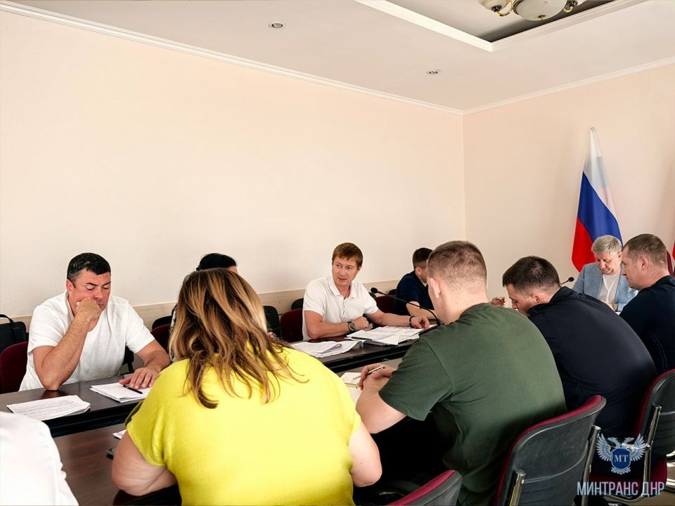 Вопросы предупреждения возникновения ДТП и повышения уровня безопасности автомобильных дорог Республики обсудили на очередном заседании Комиссии по обеспечению БДД Вопросы предупреждения возникновения ДТП и повышения уровня безопасности автомобильных дорог Республики обсудили на очередном заседании Комиссии по обеспечению БДД