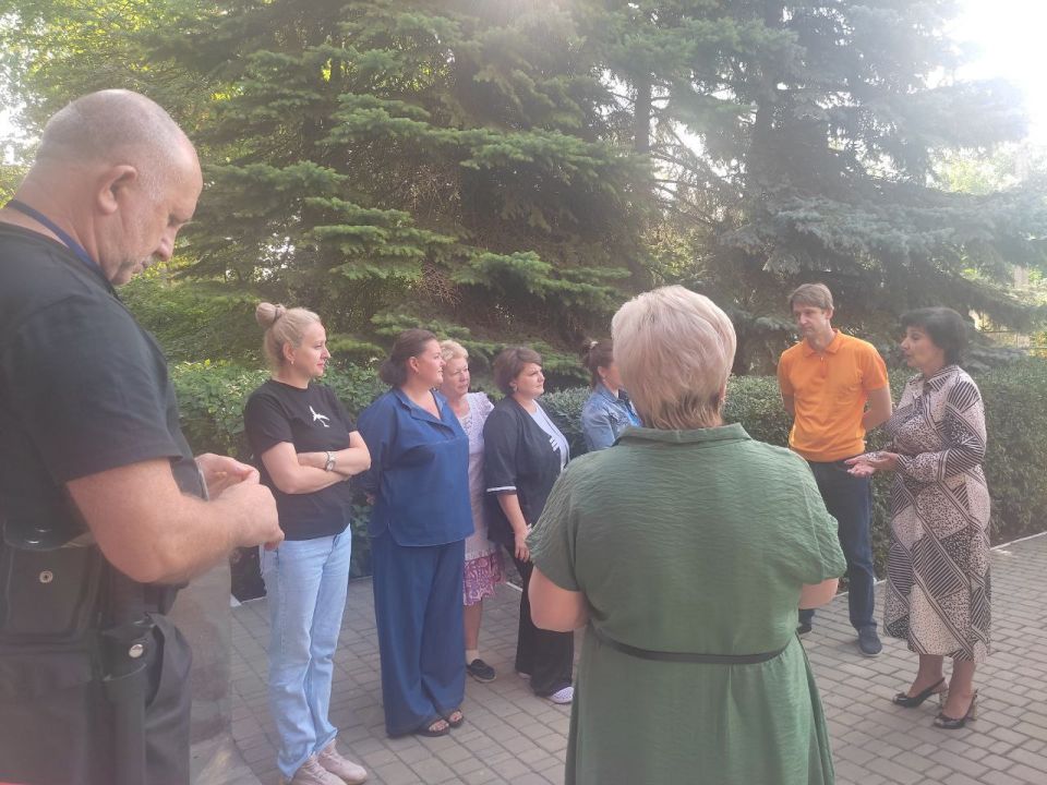 ��������� ��������: �������, 4 ��������, ������� ������� � �������� ����������� ���������������� ��������� ����������� ���������������� ���������� �������� ��� � 1 ���������� ������ �������� �������� �������� ����������...