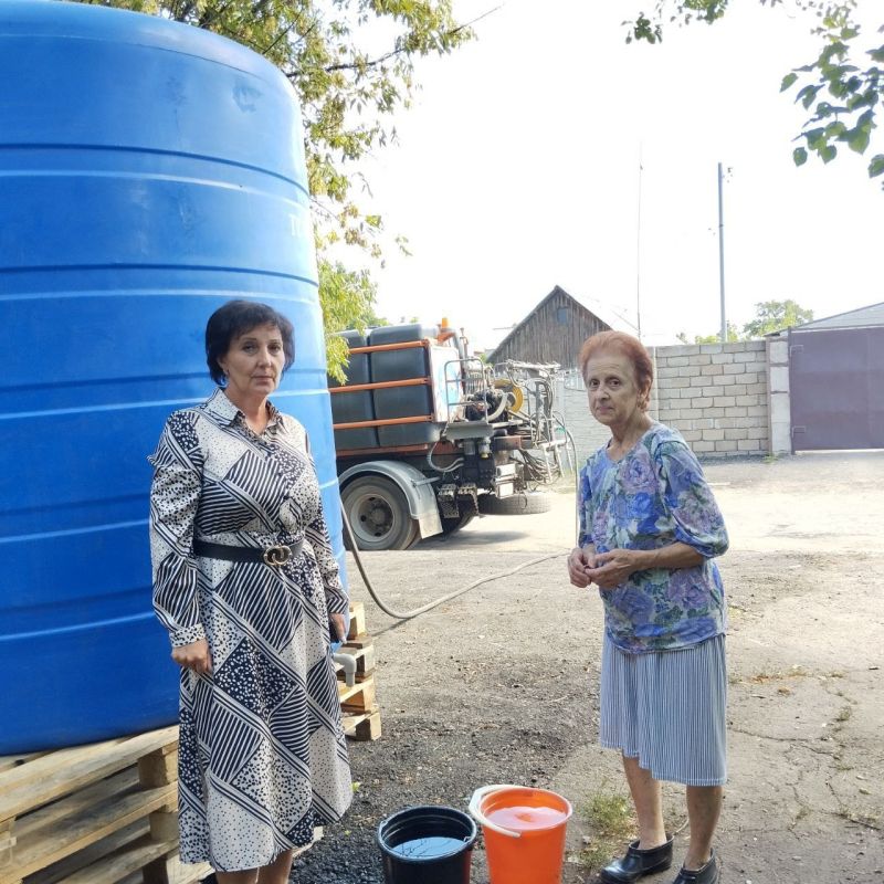 Депутаты Макеевского городского совета продолжают мониторинг подвоза воды населению  Депутаты Макеевского городского совета продолжают мониторинг подвоза воды населению