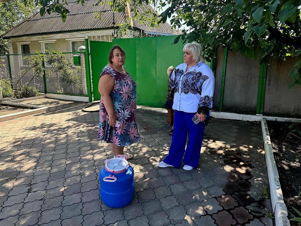 Депутаты Макеевского городского совета продолжают мониторинг подвоза воды населению  Депутаты Макеевского городского совета продолжают мониторинг подвоза воды населению